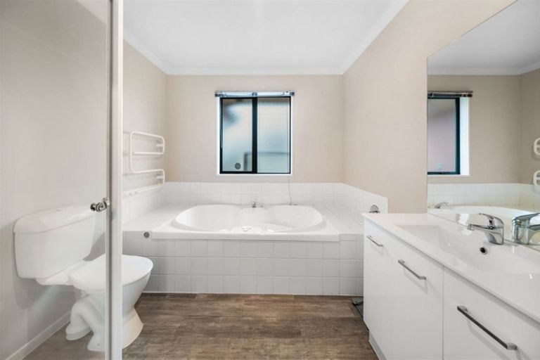 Photo of property in 18 Michelangelo Drive, Rolleston, 7614