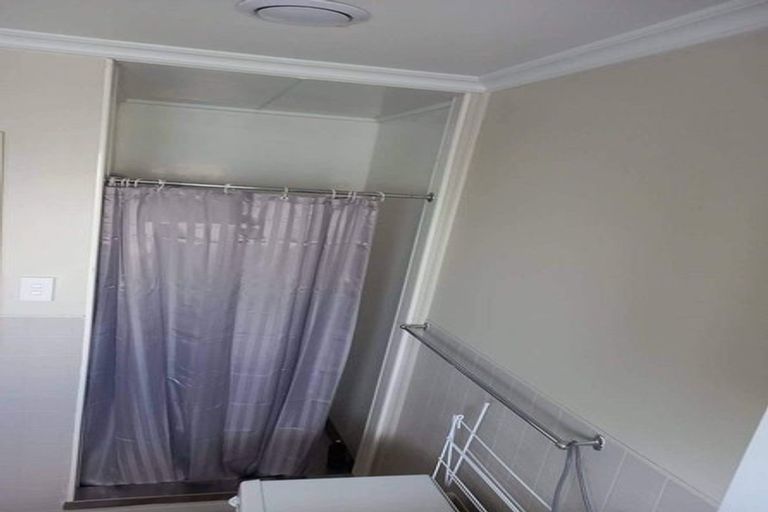 Photo of property in 6 Russell Street, Marton, 4710