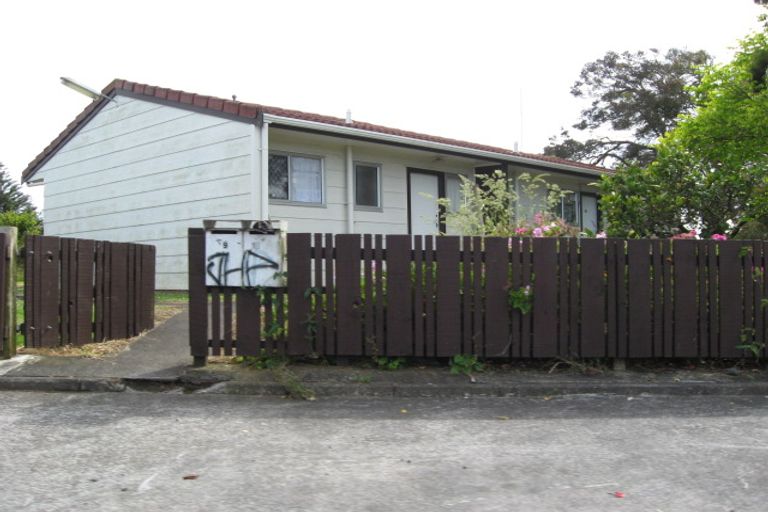 Photo of property in 1 Kenton Lane, Mangere, Auckland, 2022