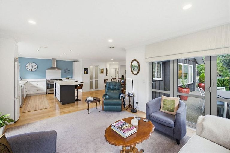 Photo of property in 8 River Glade, Waikanae, 5036