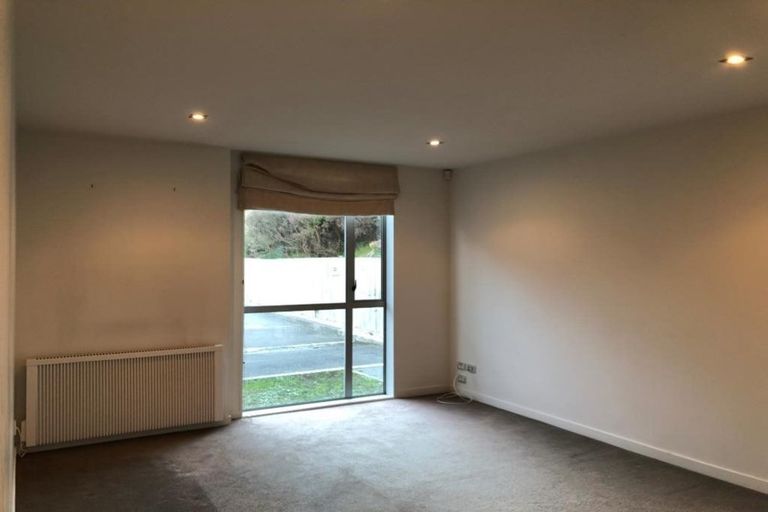 Photo of property in Altar Apartments, 31/120 Rintoul Street, Newtown, Wellington, 6021