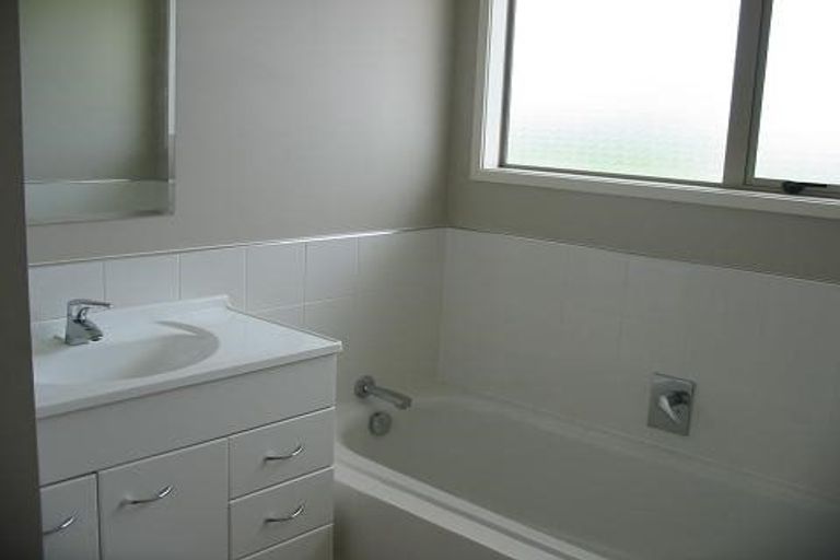 Photo of property in 14a Isabella Drive, Pukekohe, 2120