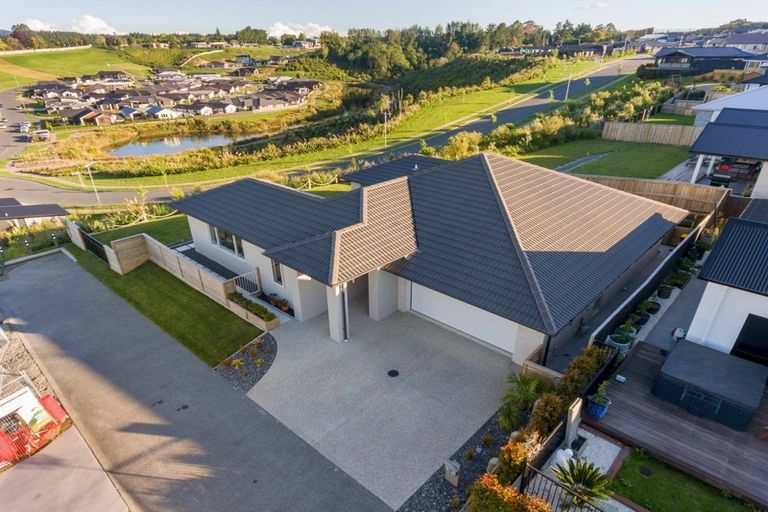 Photo of property in 26 Kiritiana Close, Pyes Pa, Tauranga, 3112
