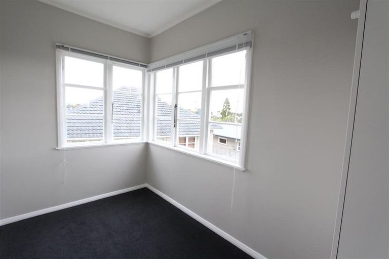 Photo of property in 112 Forest Lake Road, Forest Lake, Hamilton, 3200