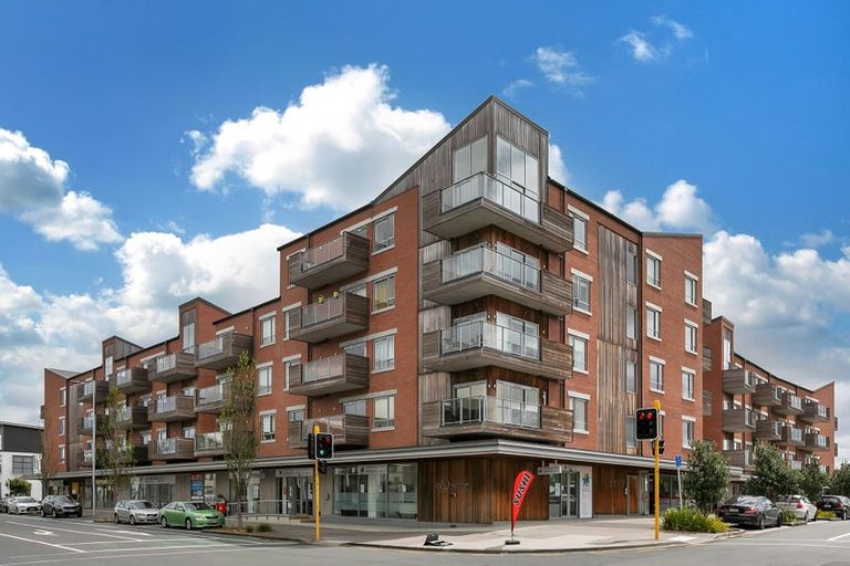 Photo of property in 301/160b Hobsonville Point Road, Hobsonville, Auckland, 0616