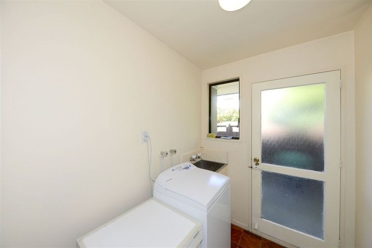 Photo of property in 2/45 Westgrove Avenue, Avonhead, Christchurch, 8042