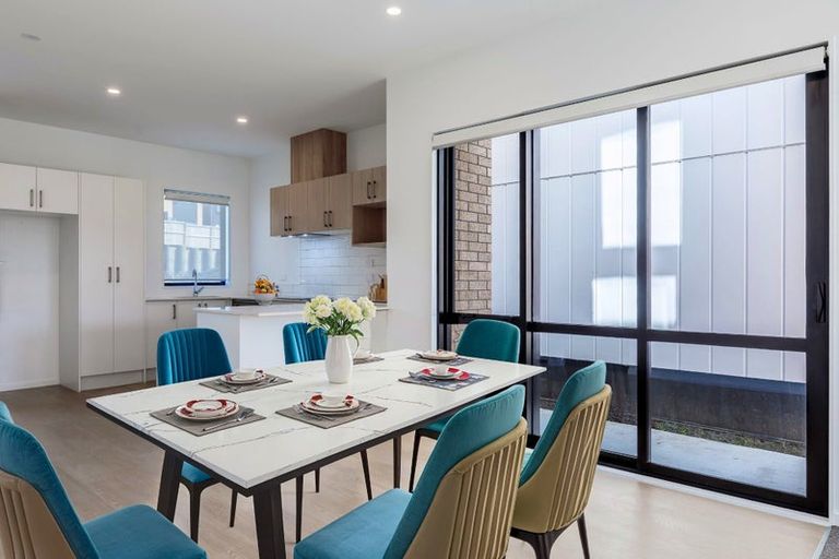 Photo of property in 14 Papai Lane, Massey, 0614