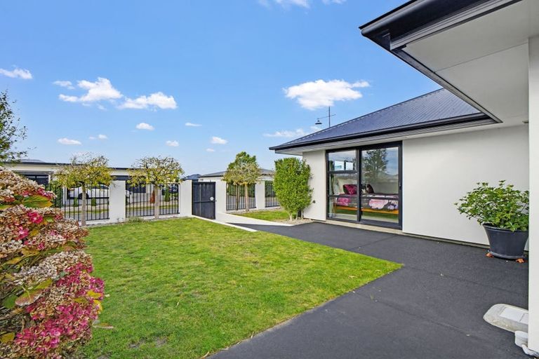 Photo of property in 35 Kahuraki Drive, Pegasus, 7612