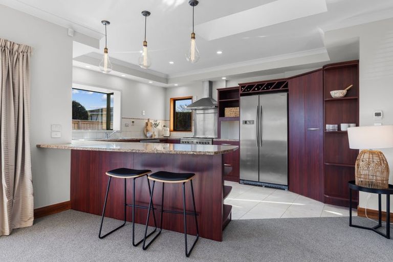 Photo of property in 128 Lake Terrace Road, Burwood, Christchurch, 8061