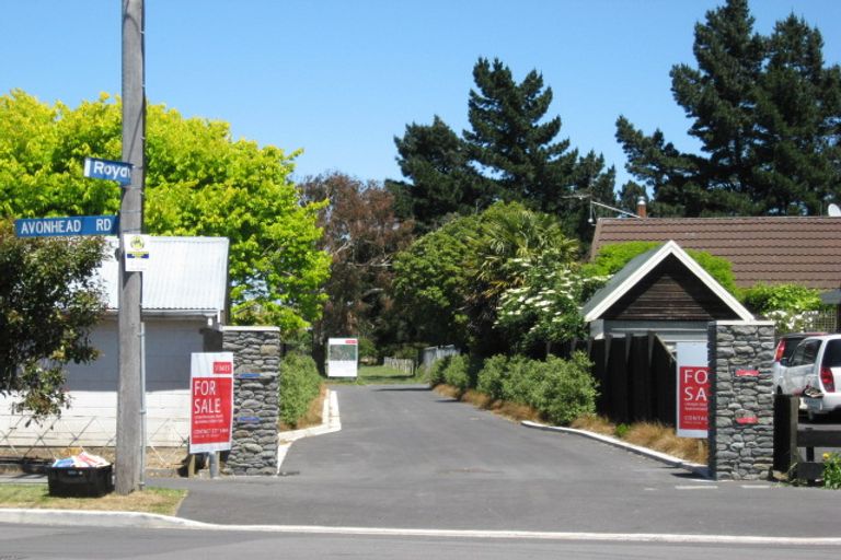 Photo of property in 435c Avonhead Road, Avonhead, Christchurch, 8042