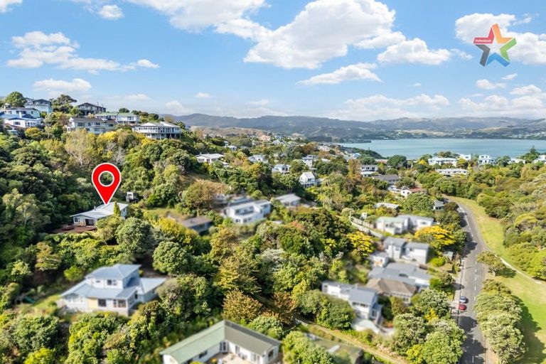 Photo of property in 15 Acheron Road, Paremata, Porirua, 5026