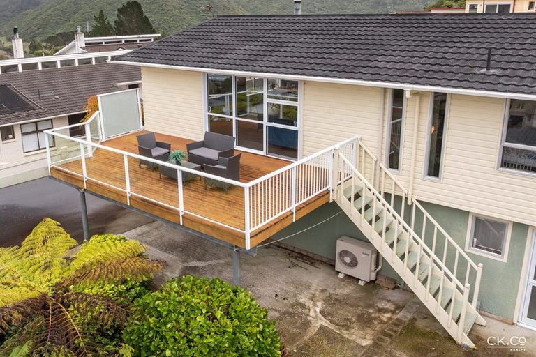 Photo of property in 12 Alleyne Court, Brown Owl, Upper Hutt, 5018
