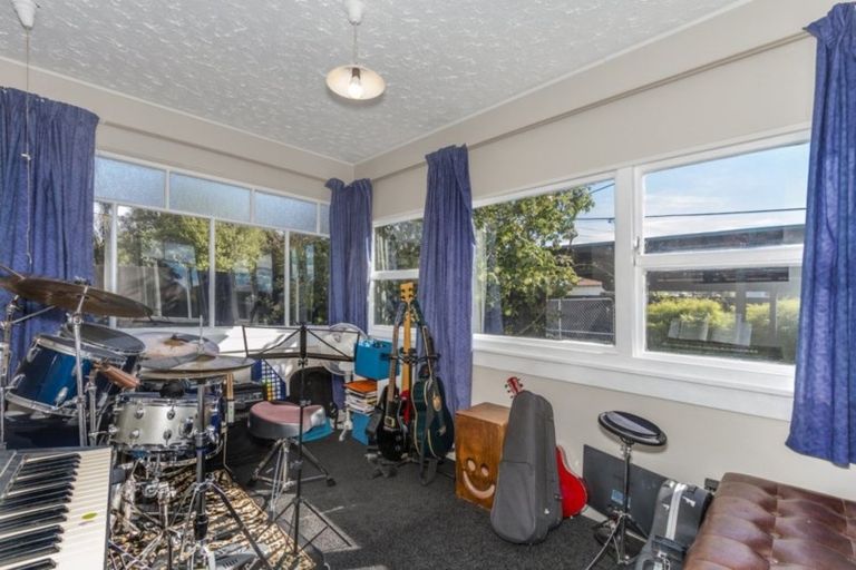 Photo of property in 72 Wyon Street, Linwood, Christchurch, 8062