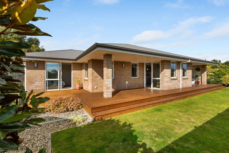 Photo of property in 86 Karamea Street, Whalers Gate, New Plymouth, 4310