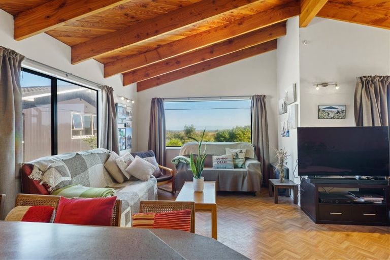 Photo of property in 9 Moana Street, Otaki Beach, Otaki, 5512