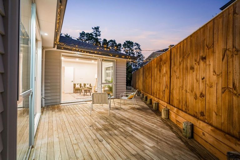 Photo of property in 8 Konoba Avenue, Kumeu, 0810