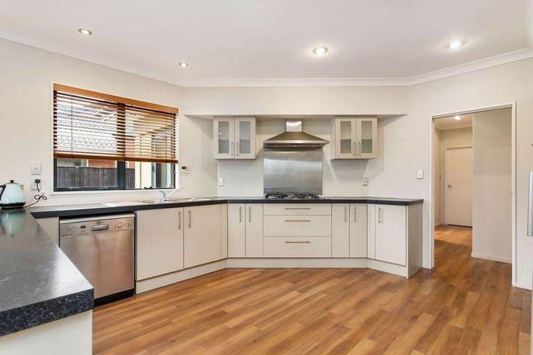 Photo of property in 2 Breton Close, Northwood, Christchurch, 8051