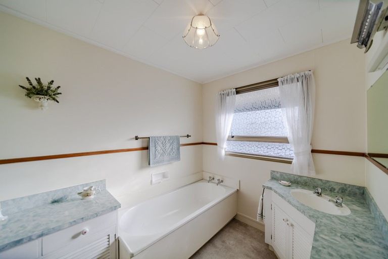 Photo of property in 4b Matthew Street, Waipawa, 4210