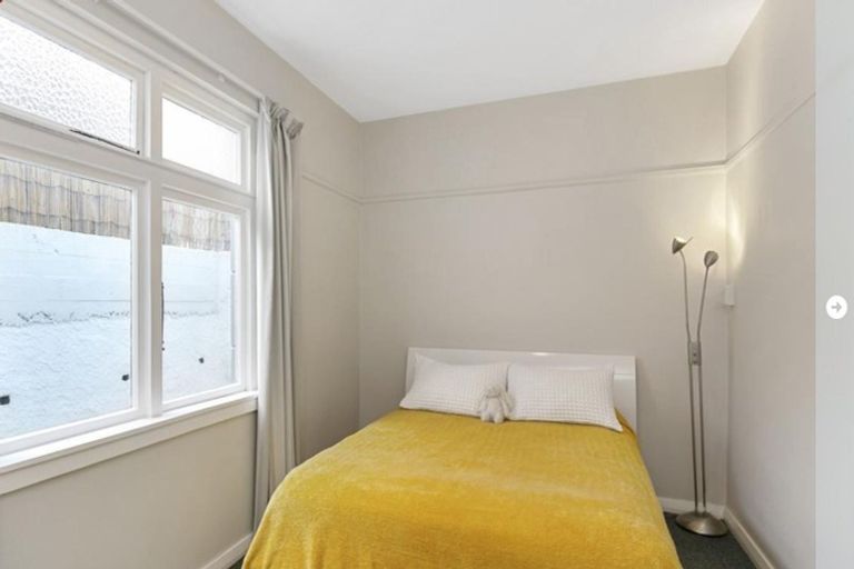 Photo of property in 1u5 Rixon Grove, Mount Victoria, Wellington, 6011