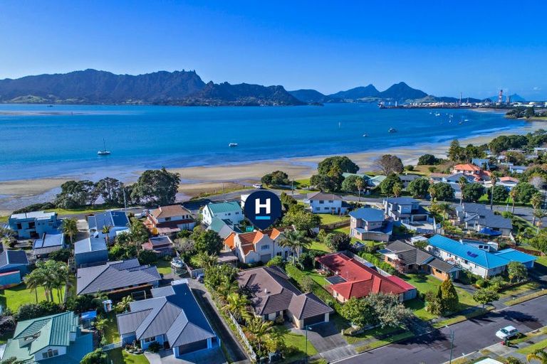 Photo of property in 16b Bermuda Place, One Tree Point, 0118