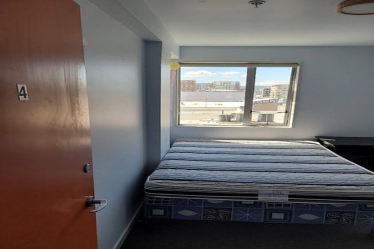 Photo of property in Cube Apartments, 4h/242 Taranaki Street, Mount Cook, Wellington, 6011