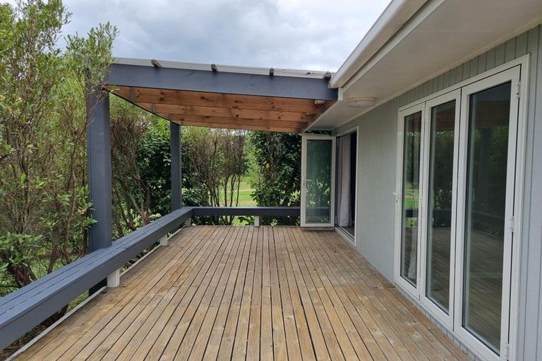Photo of property in 21 Mcnaughten Road, Karioitahi, Waiuku, 2683