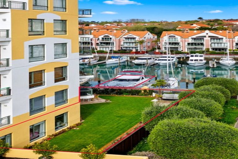 Photo of property in 43 Waterside Crescent, Gulf Harbour, Whangaparaoa, 0930
