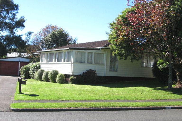 Photo of property in 66 Marendellas Drive, Bucklands Beach, Auckland, 2014