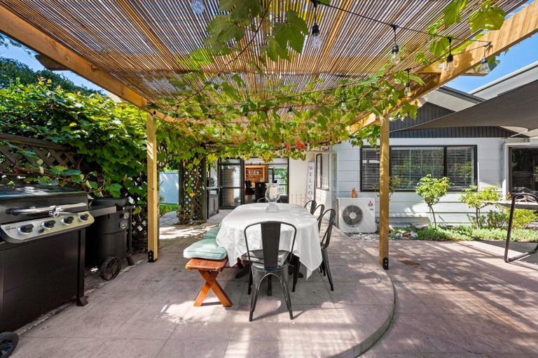 Photo of property in 24 Symons Street, Parkvale, Hastings, 4122