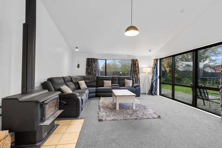 Photo of property in 9 Ludlow Place, Parklands, Christchurch, 8083