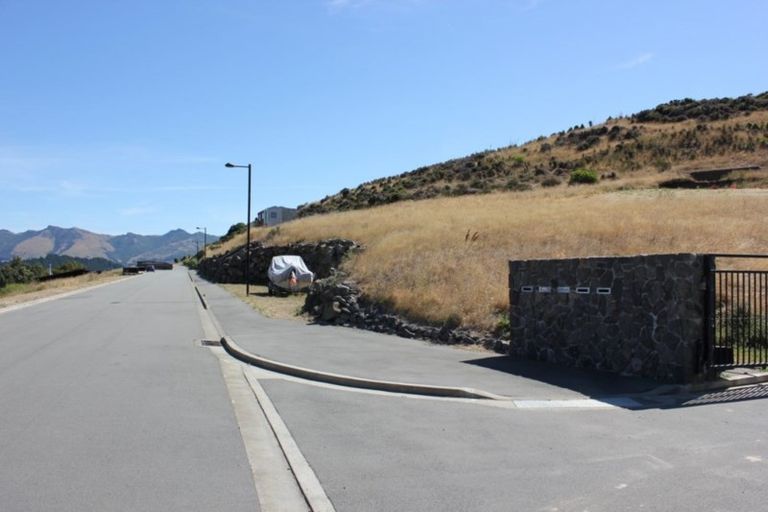 Photo of property in 2 Kaioruru Lane, Charteris Bay, Governors Bay, 8971