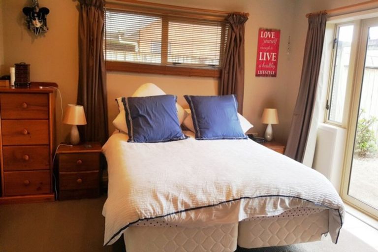 Photo of property in 4a Madison Street, Cambridge, 3434