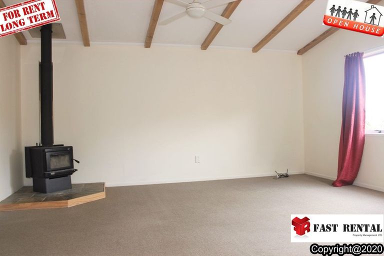 Photo of property in 73a Ayton Drive, Totara Vale, Auckland, 0629