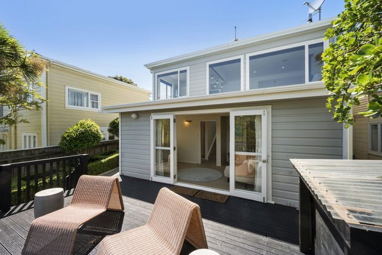 Photo of property in 30 Overtoun Terrace, Hataitai, Wellington, 6021