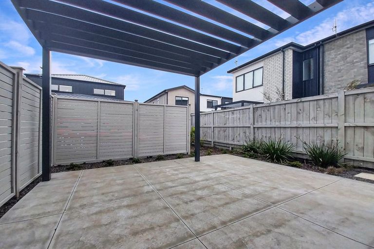Photo of property in 18 Te Mura Crescent, Takanini, 2112