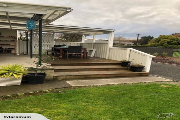 Photo of property in 8 Johnson Street, Waipawa, 4210