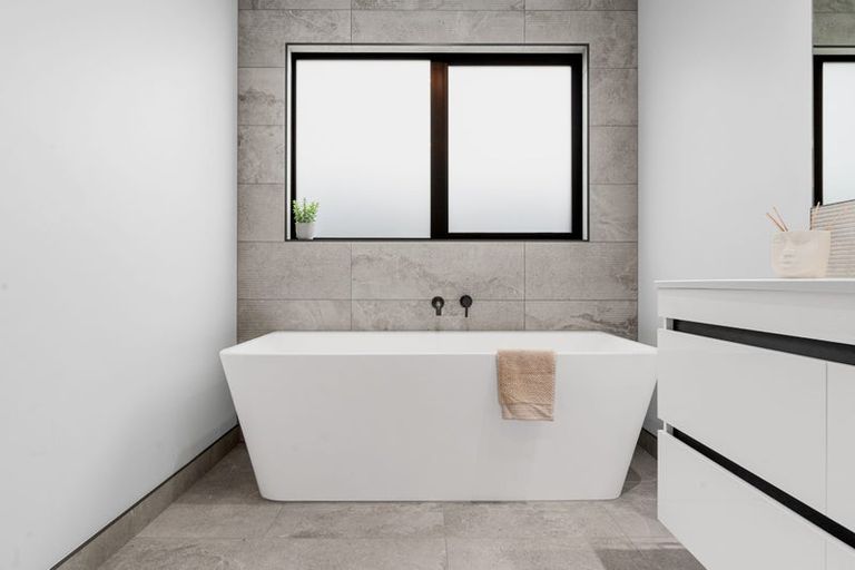 Photo of property in 52 Hugo Shaw Drive, Cambridge, 3434