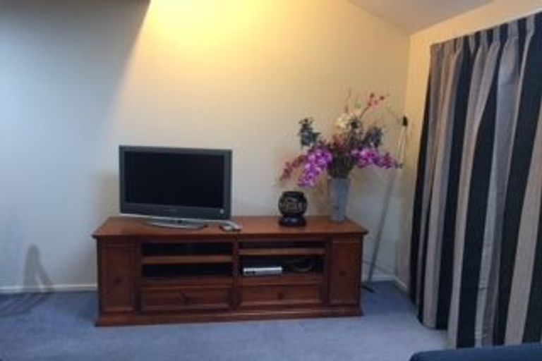 Photo of property in 2/24 Melrose Street, Christchurch Central, Christchurch, 8013