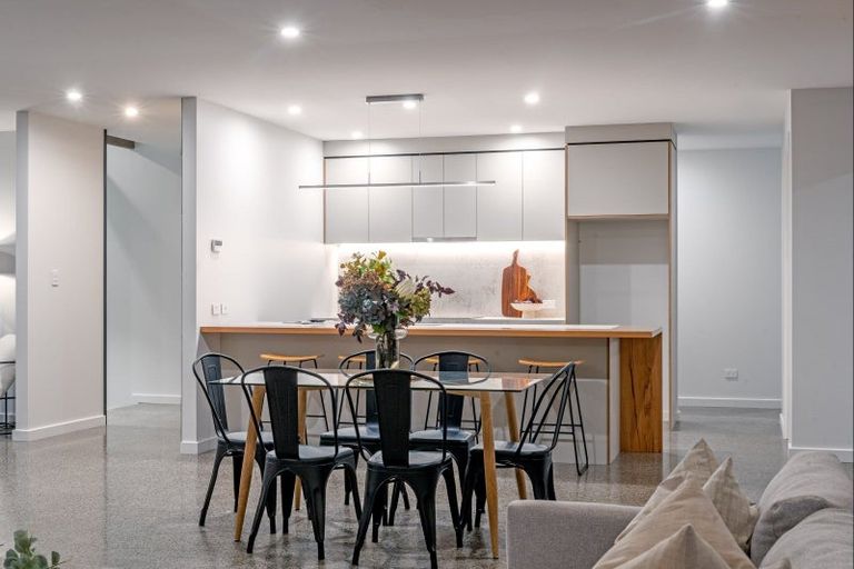 Photo of property in 14 Oates Place, Greytown, 5712