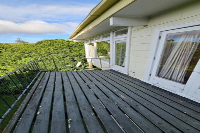 Photo of property in 20 Shirley Street, Karori, Wellington, 6012