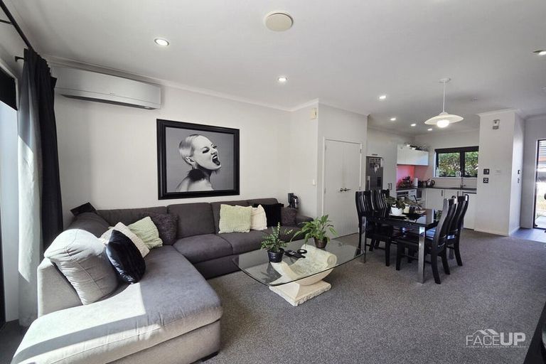 Photo of property in 10 Saltmarsh Road, Hobsonville, Auckland, 0616