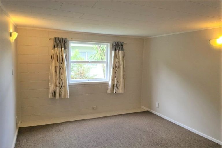 Photo of property in 6 Nicholson Place, Hillcrest, Auckland, 0627