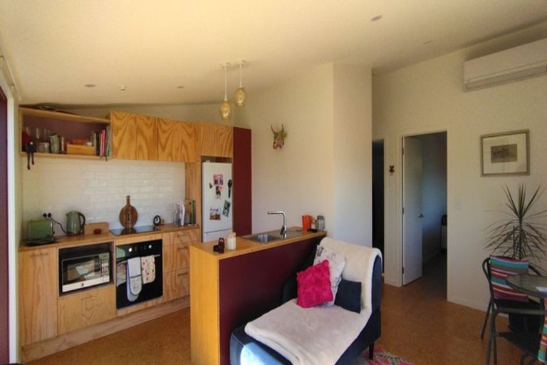 Photo of property in 9 Challis Place, Mount Pleasant, Christchurch, 8081