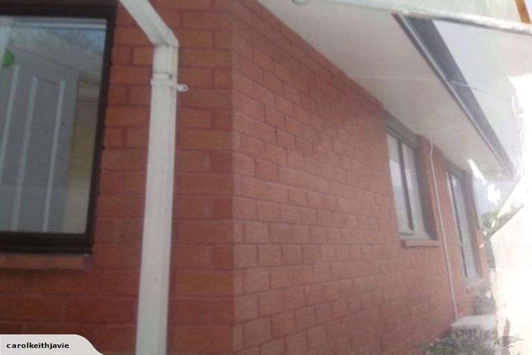 Photo of property in 1/1b Dickson Crescent, Hornby, Christchurch, 8042