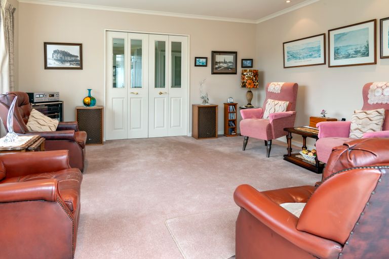 Photo of property in 5 Everard Street, Somerfield, Christchurch, 8024