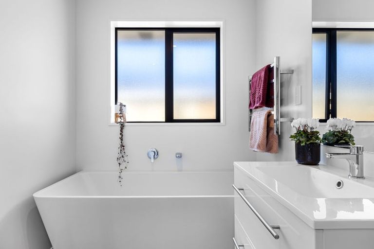 Photo of property in 12 Eldridge Street, Woodend, 7610