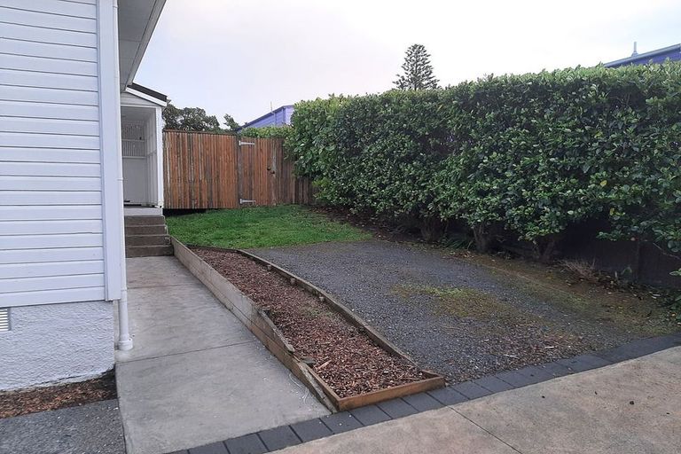 Photo of property in 12 Taupiri Crescent, Titahi Bay, Porirua, 5022