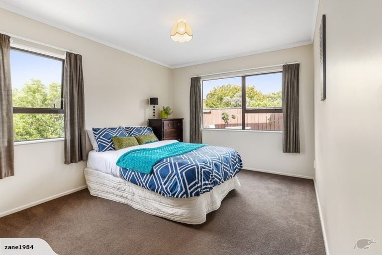 Photo of property in 4 Ashfield Grove, Churton Park, Wellington, 6037