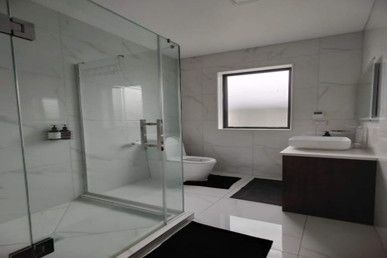 Photo of property in 67 Drumbuoy Drive, Flat Bush, Auckland, 2019