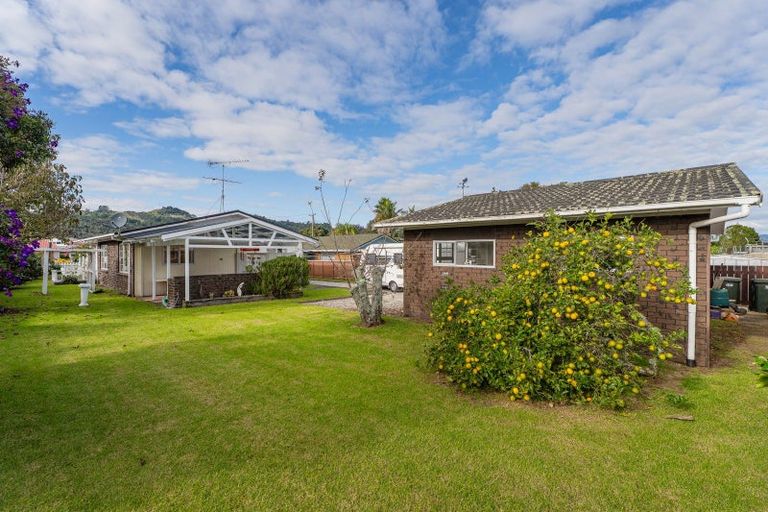 Photo of property in 9 Hamilton Crescent, Whitianga, 3510